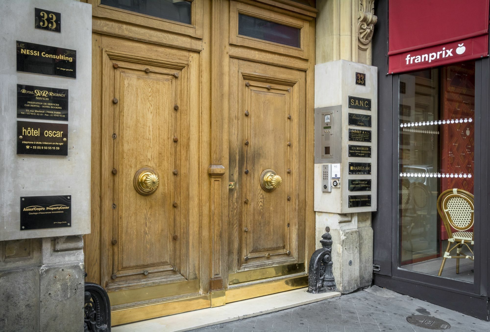 Hotel Oscar *